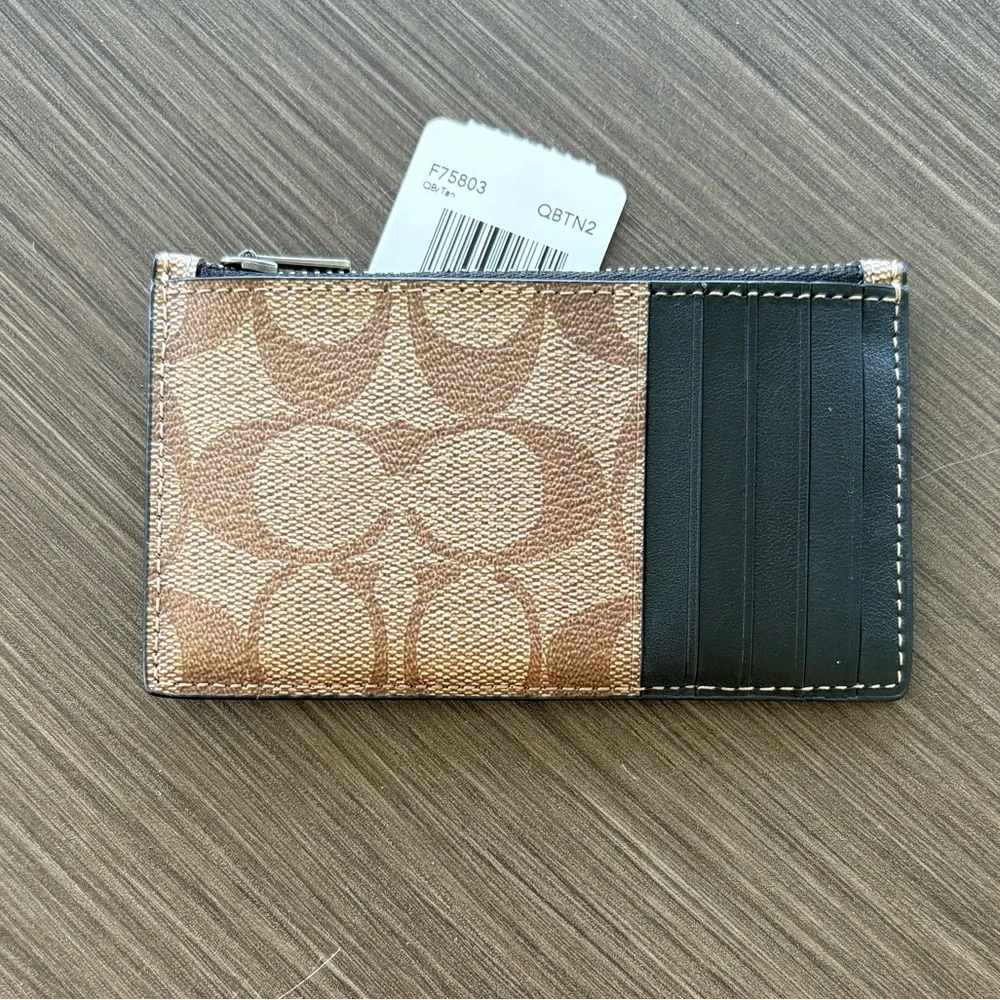 Coach Disney Poison Apple Signature Wallet - Limited Edition Zip Card Case - Picture 3 of 7